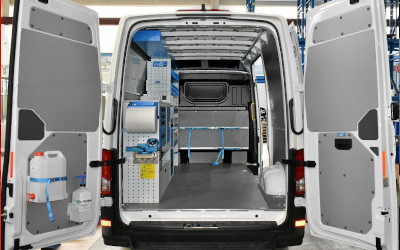 Syncro Fahrzeugeinrichtung für Baukräne und Baumaschinen Syncro Fahrzeugeinrichtung für Baukräne und Baumaschinen